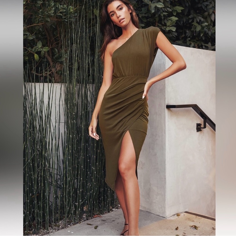 Lulu's Chic Olive One-Shoulder Dress